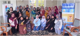 Bersama Rumah BUMN BRI Pekalongan Mahasiswa Ekonomi Syariah FEBI Melaksanakan Pelatihan Merajut bagi pengusaha UMKM